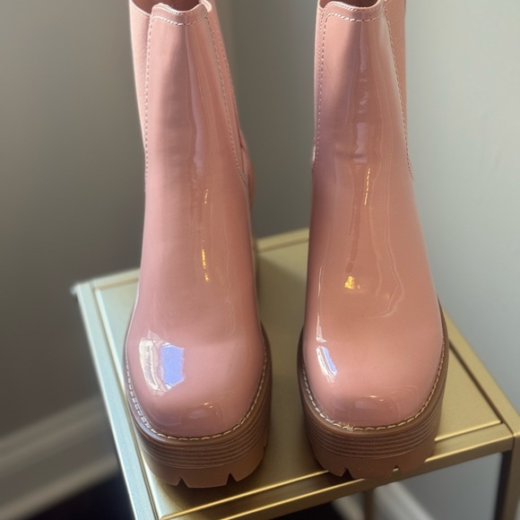 Madden Girl Gotchha Buff booties Size 8. New, never worn. - Picture 2 of 6